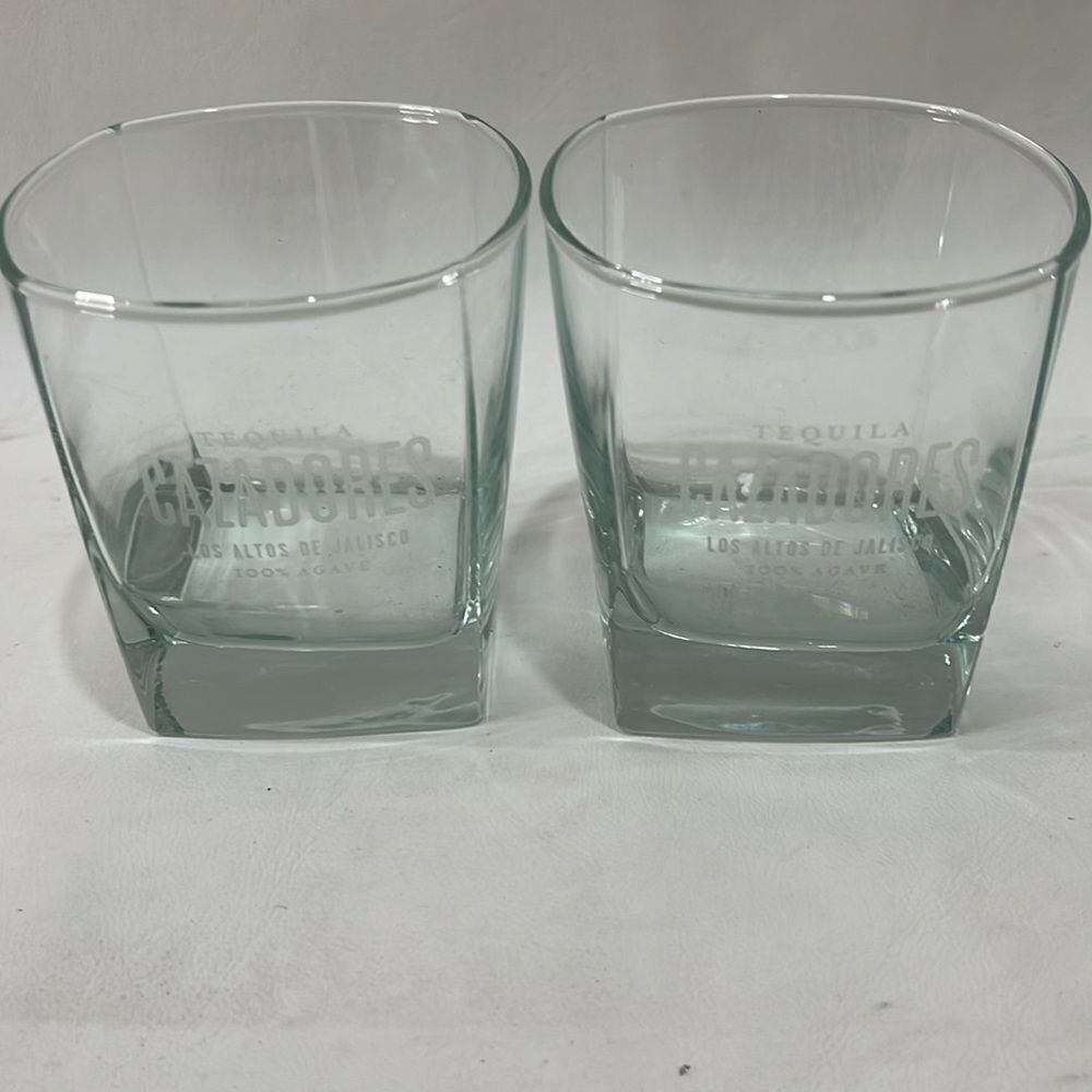 Cazadores Tequila Logo Glasses 8 Ounces Each Set of 2 Clear White Lettering